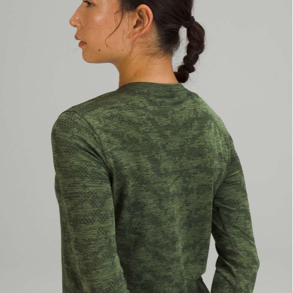 LULULEMON | NWOT 2021 Swiftly Breathe Long Sleeve - Picture 4 of 11